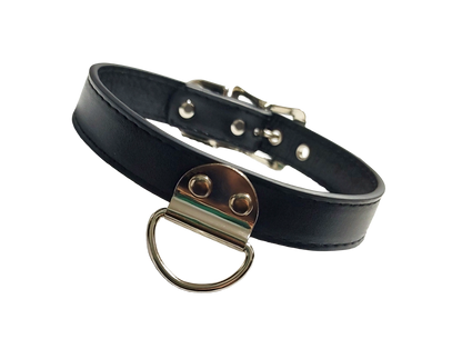 Black faux leather collar with plate d ring front view