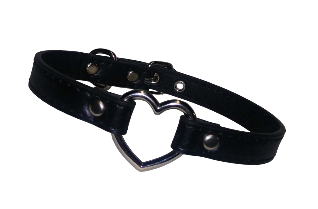 Midnight Oath Heart Ring Collar