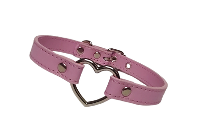 Pink faux leather collar with heart ring front view