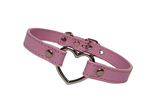Pink faux leather collar with heart ring front view