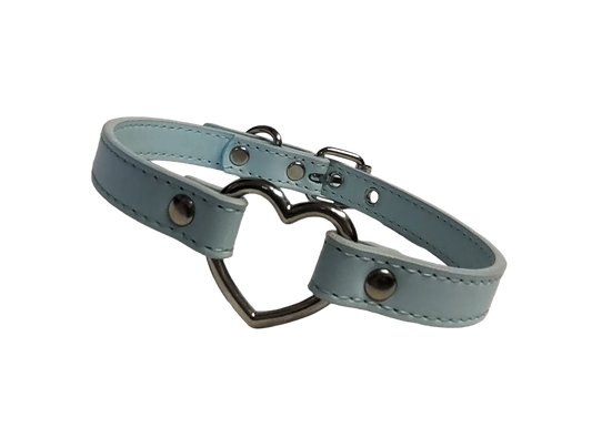 Ice blue faux leather heart ring collar front view