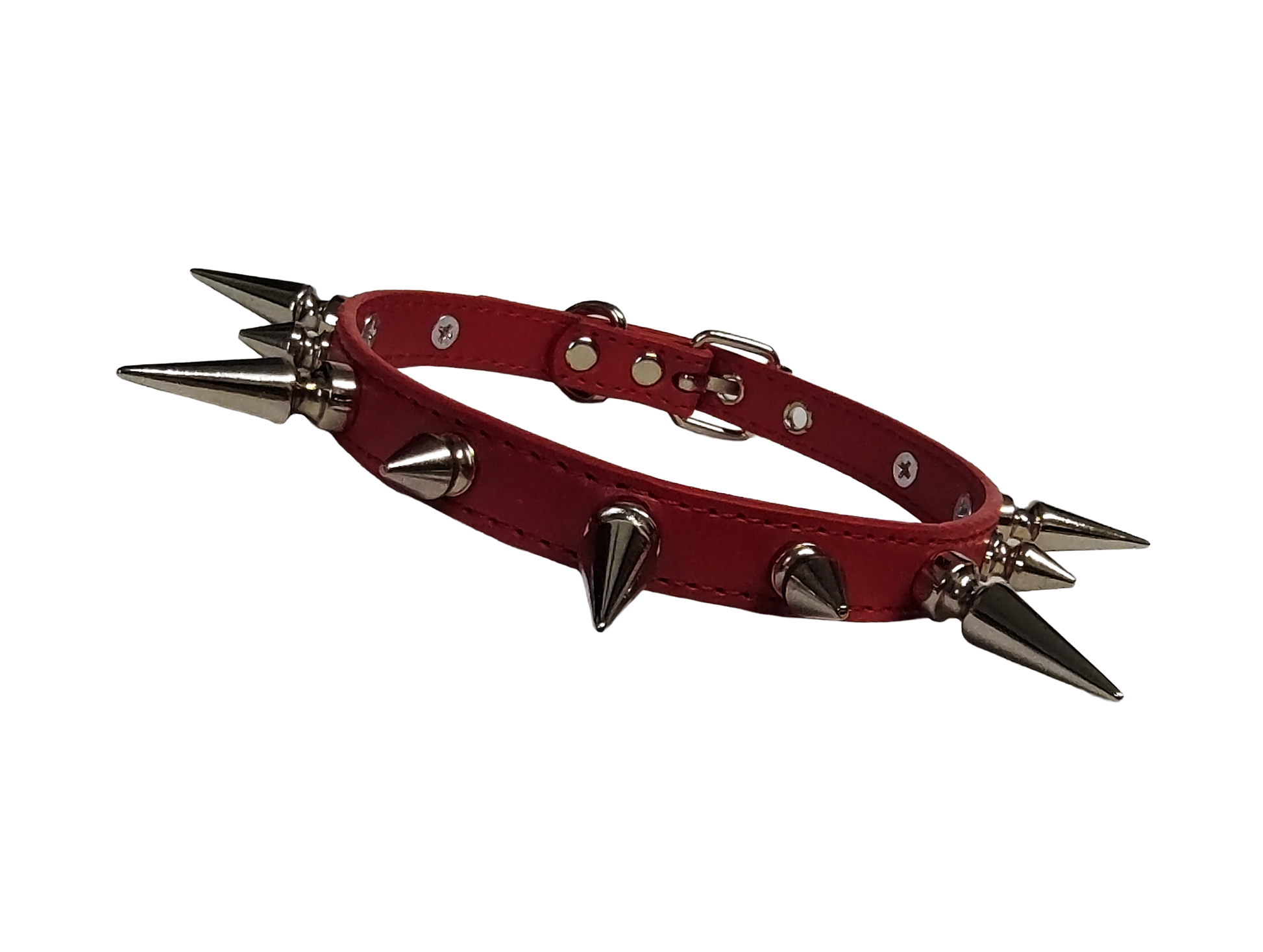 Red faux leather spiked collar with alternating tree spikes front view