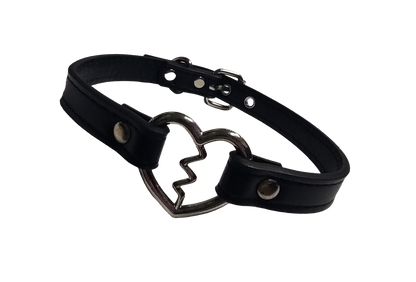 Black faux leather collar with heartbreak heart ring front view