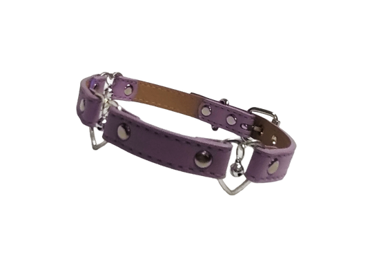 Pastel purple faux leather 3 heart ring collar with bells side view