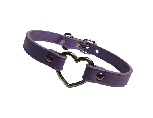 Pastel purple faux leather heart ring collar front view