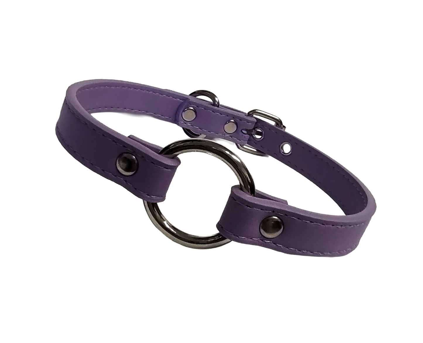 Pastel purple faux leather O-ring collar front view