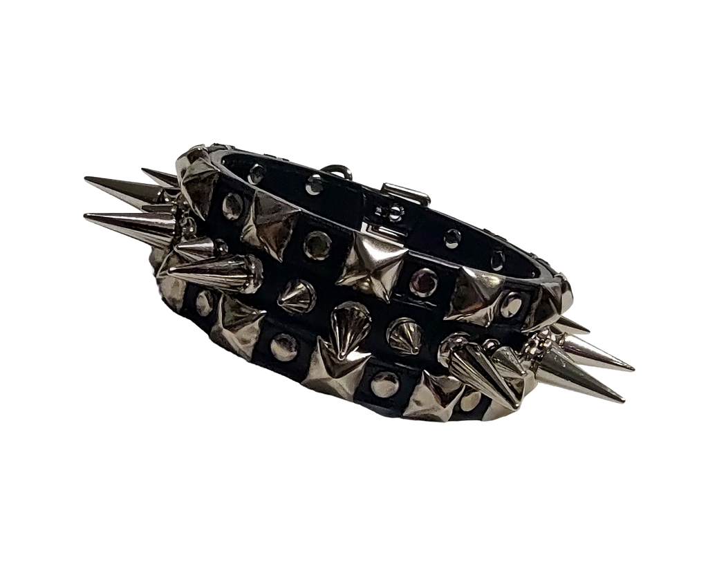 Black faux leather collar with alternating spikes and pyramid studs front view