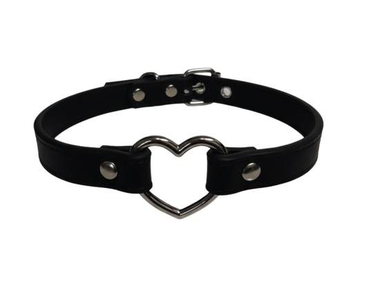 Black faux leather heart ring choker collar top view