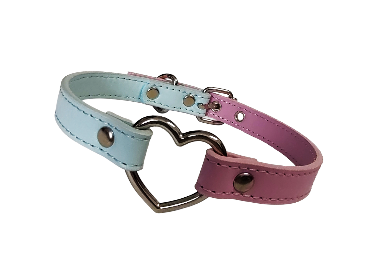 Pink and blue faux leather heart ring collar front view