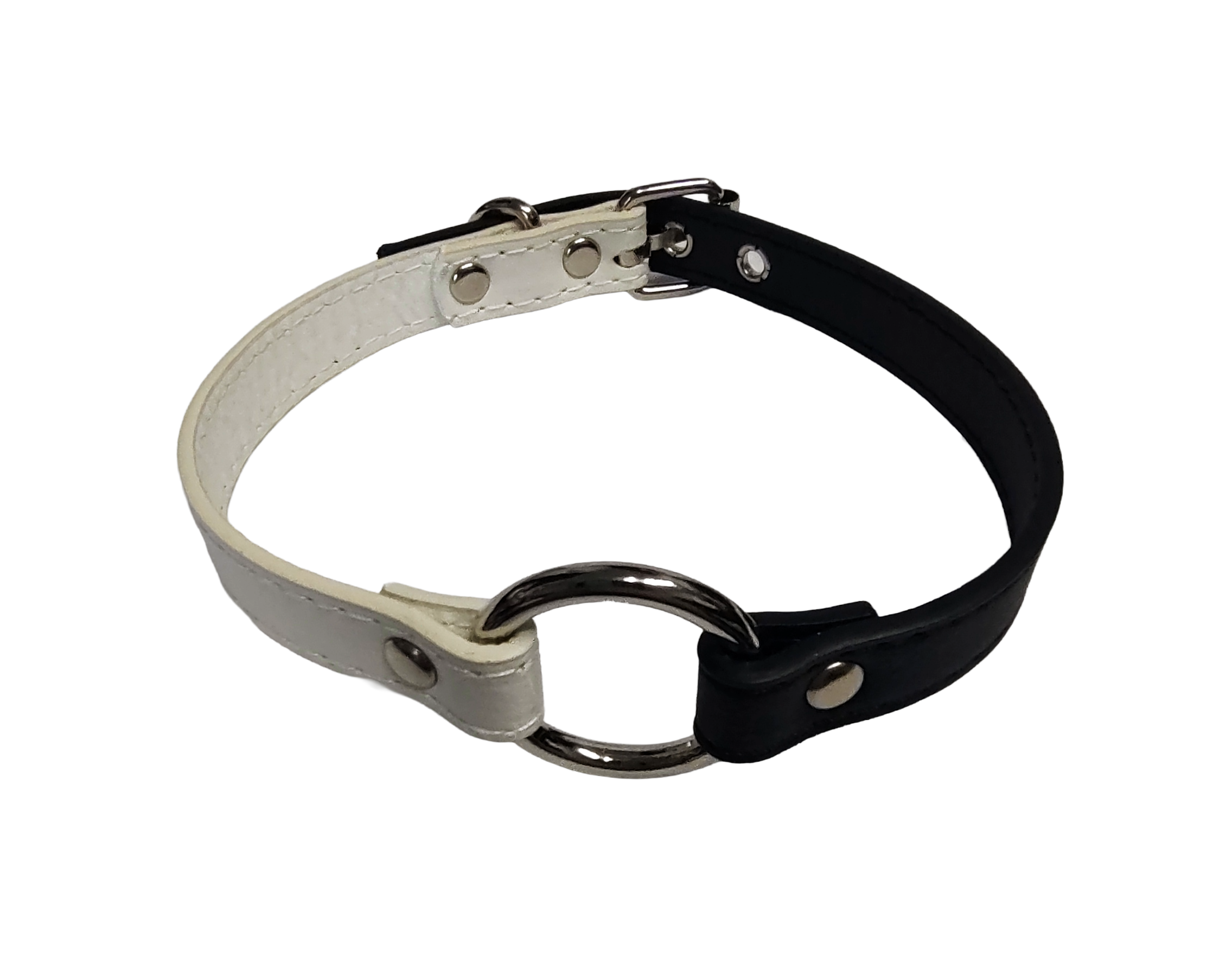 Black and white faux leather o ring collar top view