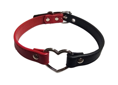Black and red faux leather heart ring choker collar front top view