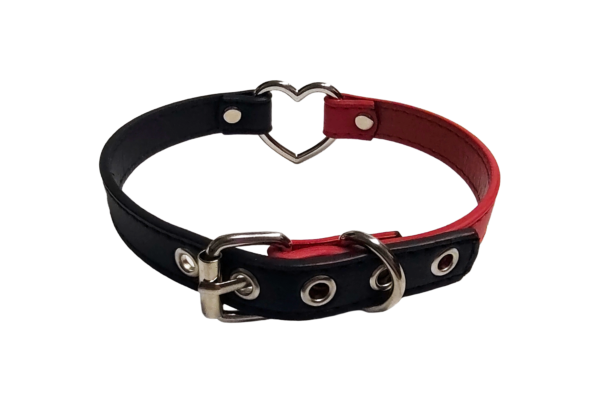 Black and red faux leather heart ring choker collar top back view