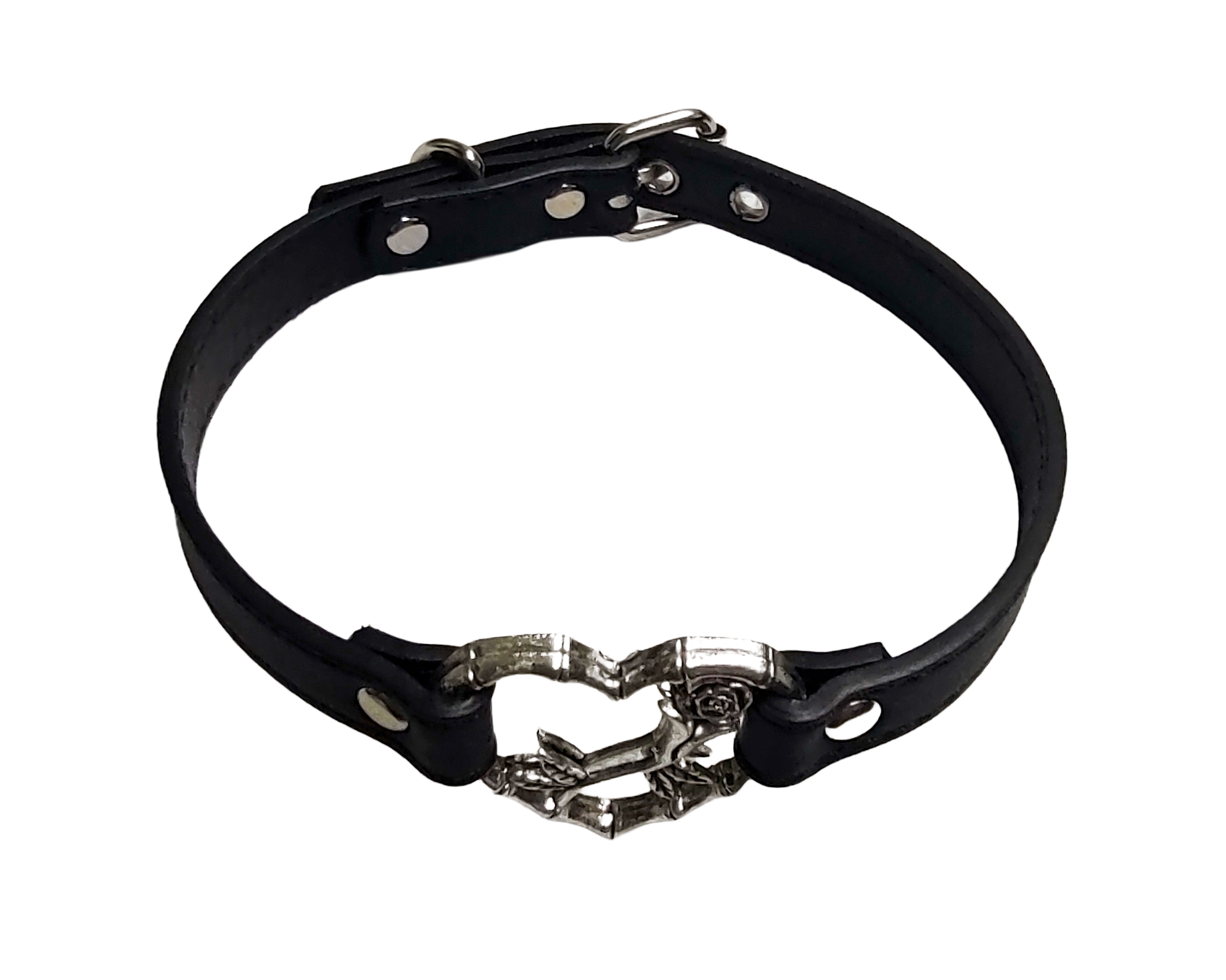 Black faux leather heart ring with rose detail collar top view
