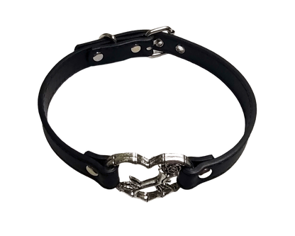 Black faux leather heart ring with rose detail collar top view