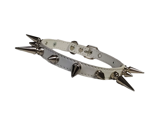 White faux leather spiked collar with alternating tree spikes front view