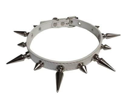 White faux leather spiked collar with alternating tree spikes top view