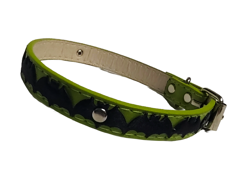 Green faux leather collar with center bat ribbon right view
